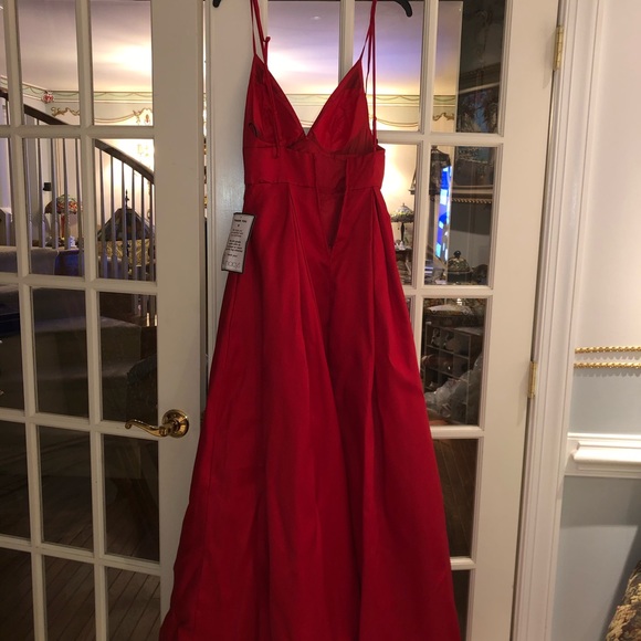 NWT B Darlin Red V Neck Ballgown - Picture 6 of 7